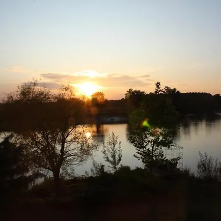 L'arbre Rouge Maison d'hôtes *