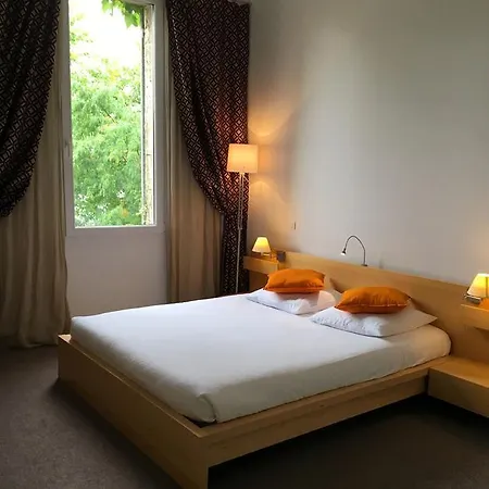 L'arbre Rouge Maison d'hôtes