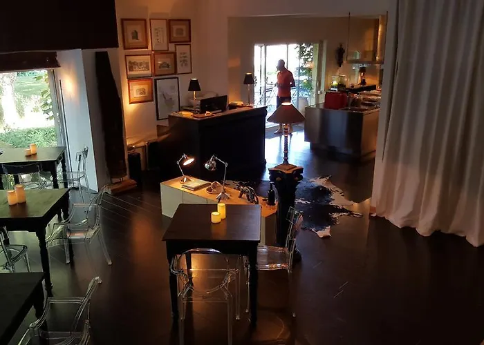 L'arbre Rouge Pensjonat