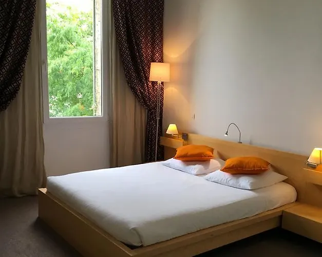 L'arbre Rouge Pensjonat