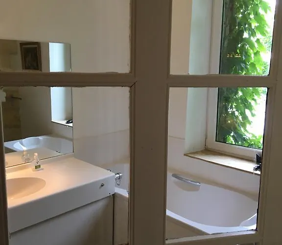 Pensjonat L'arbre Rouge Génissac