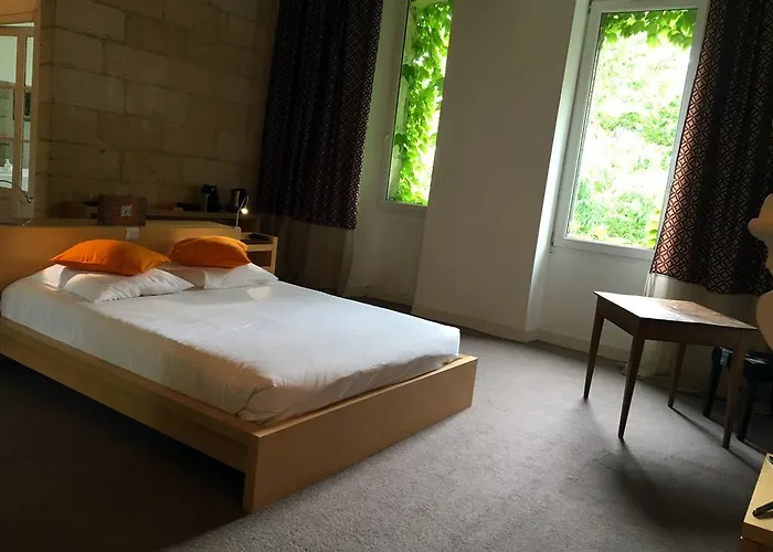 L'arbre Rouge * Génissac