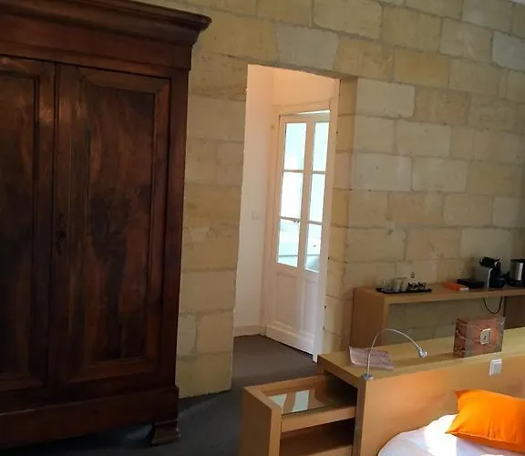 Pensjonat L'arbre Rouge *